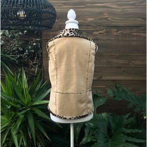 Leopard print women’s reversible vest
